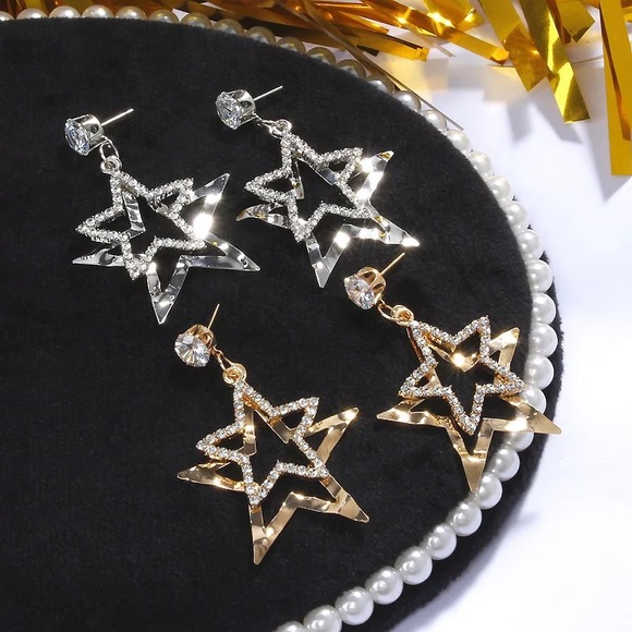 Earrings - Picture 4 of 4